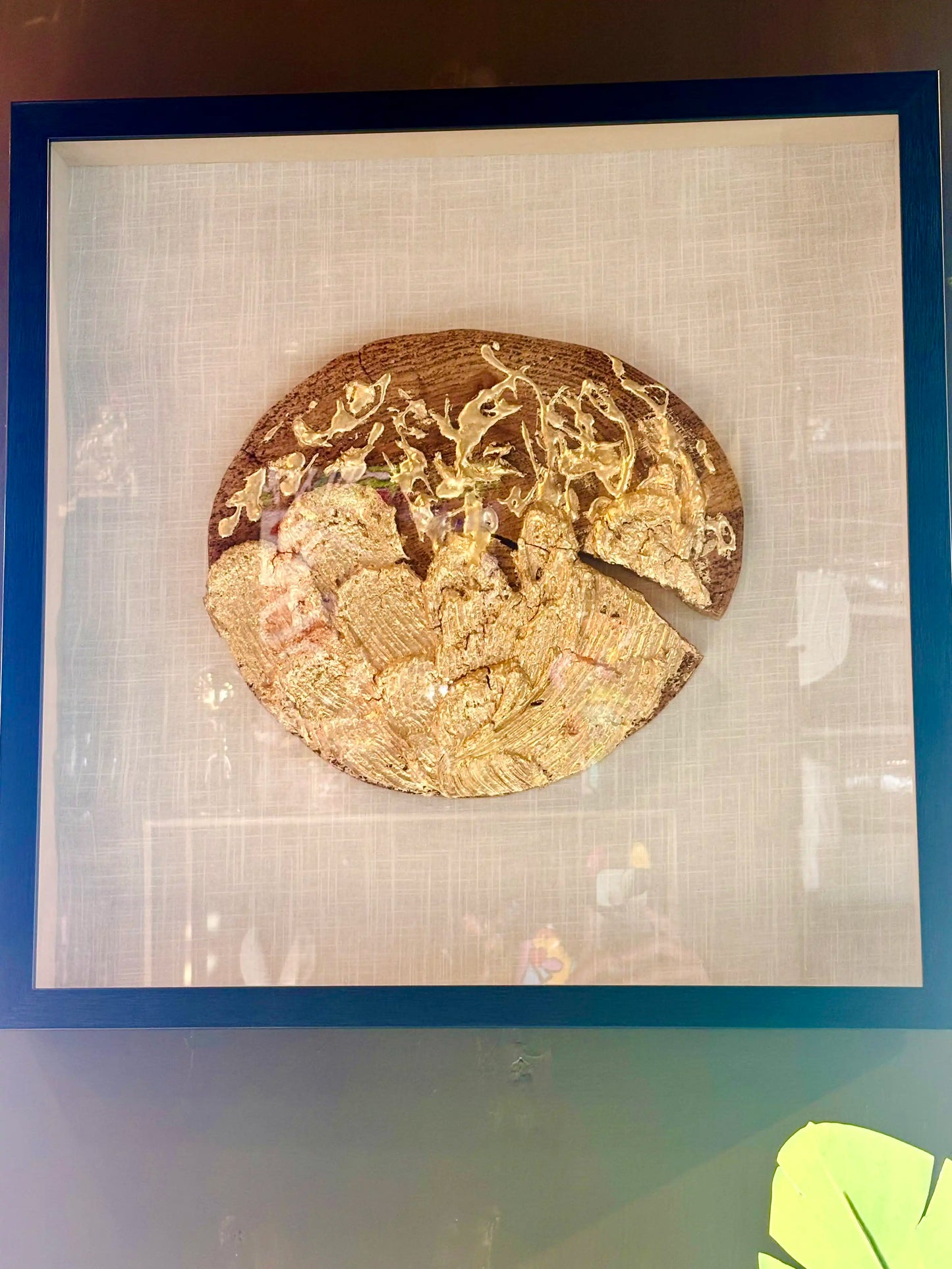 Quadro da parete “Disco di legno” – immagine 3D effetto oro, 60 cm