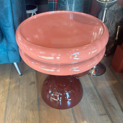 Tavolino in metallo rosa 47h